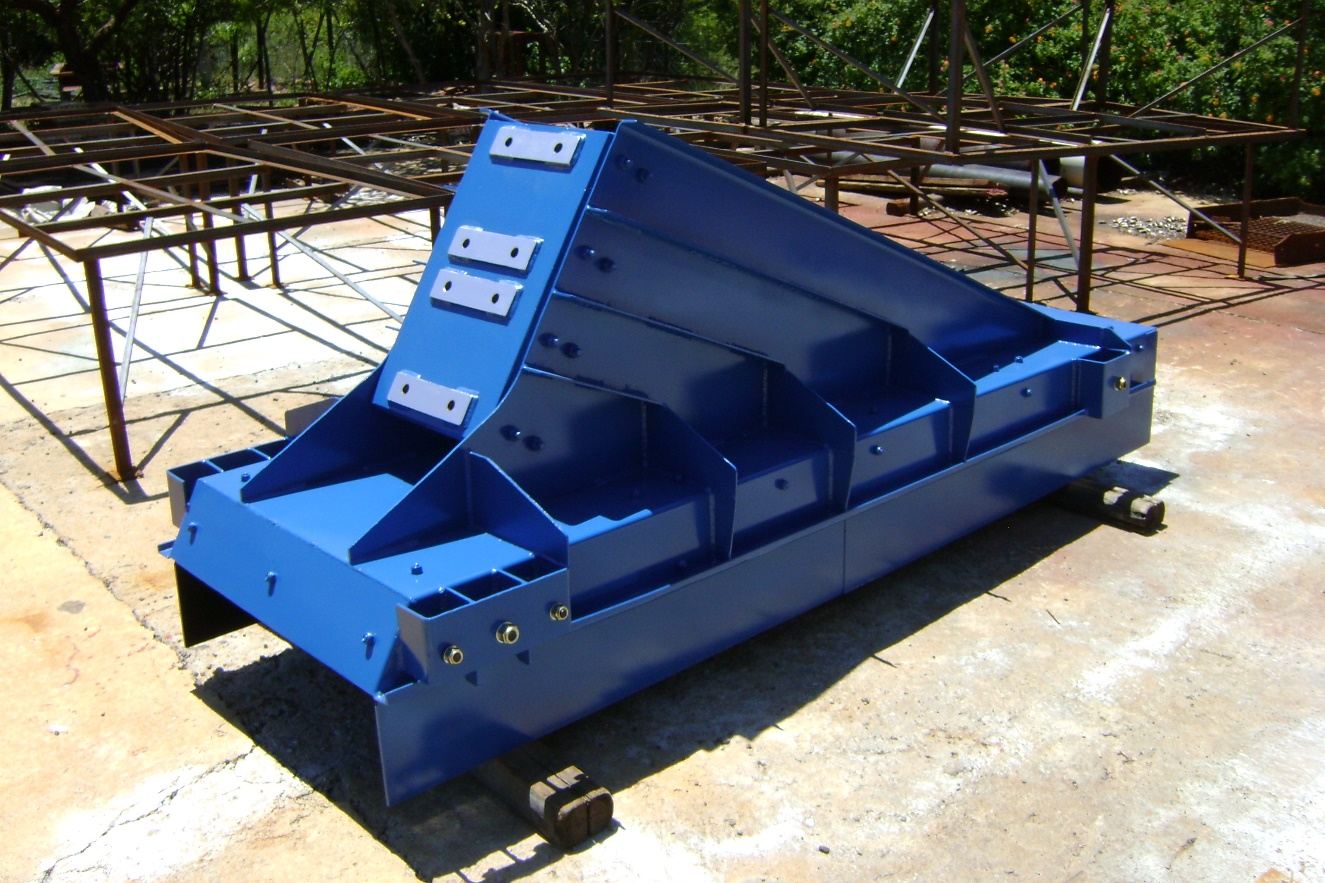 Vibrating feeder